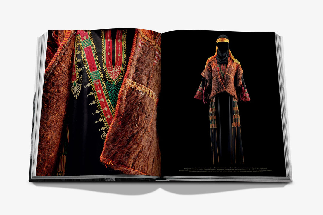 Book -  Costumes of Saudi Arabia: A Heritage of Fashion