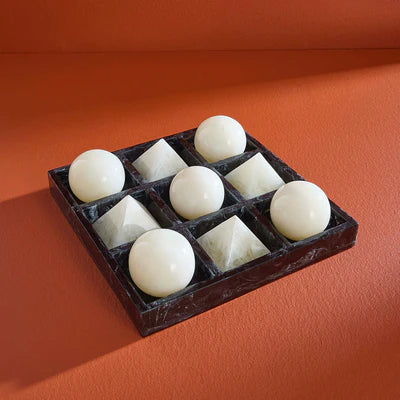 Como Black & White Tic-Tac-Toe Set