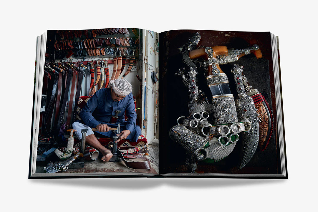 Book - Saudi Arabia: Flower Men