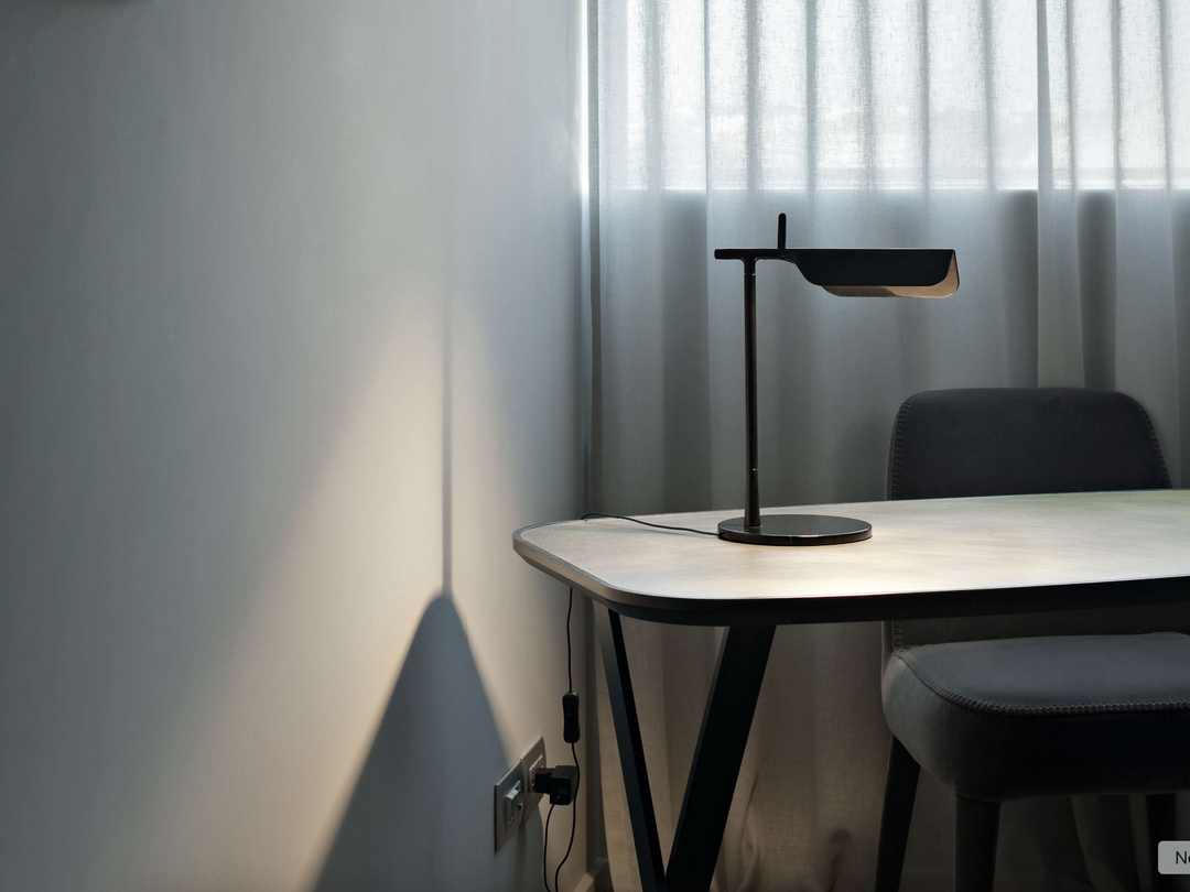Table Lamp - Tab Table - Black