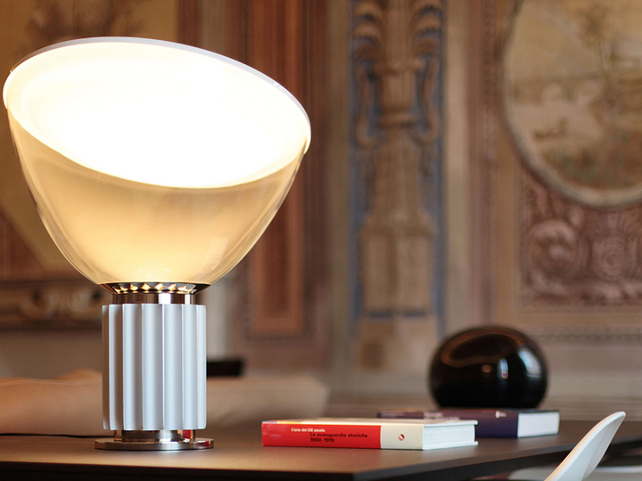 Table Lamp - Taccia (PMMA) - Silver