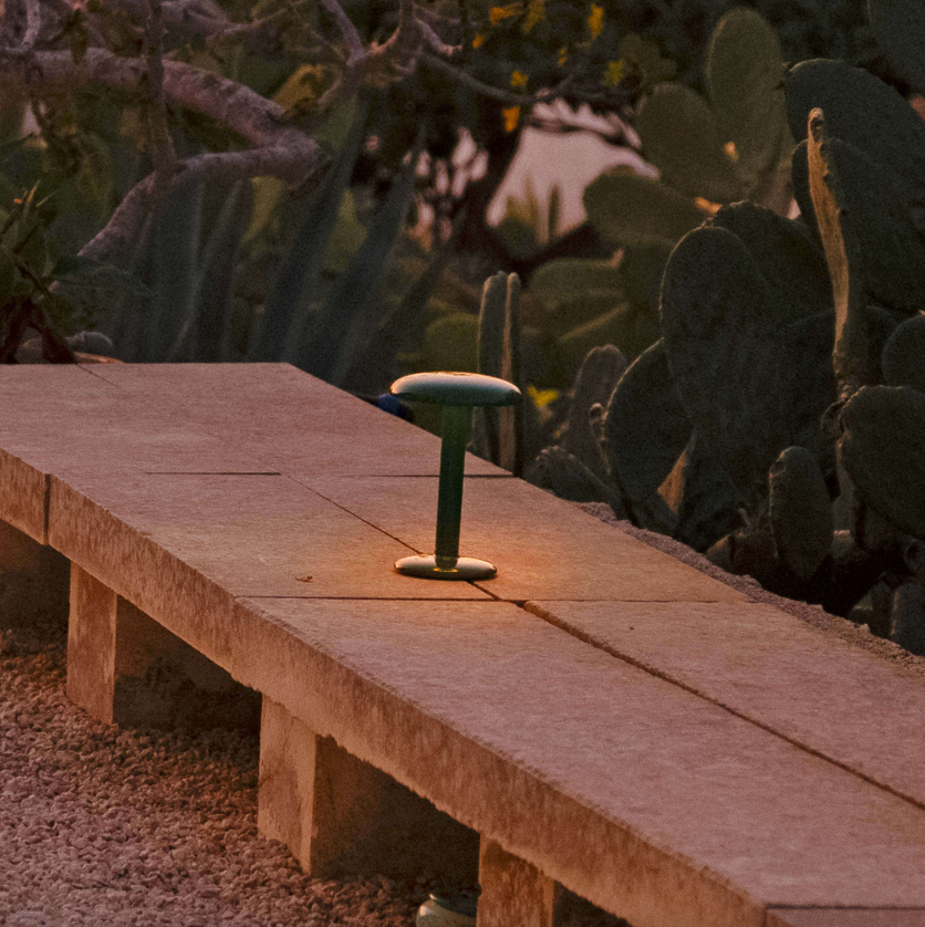 Table Lamp - Gustave Residential - Lacquered Green