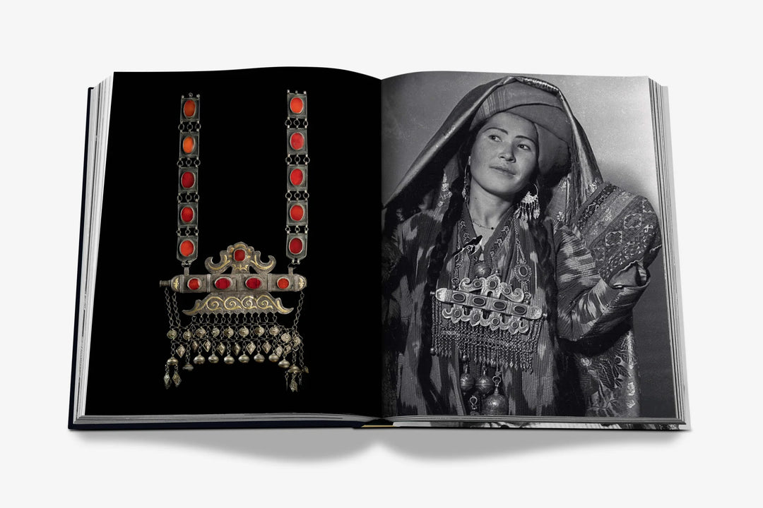 Book -  Uzbekistan Silk & Gold: The Magnificent Art of Costume