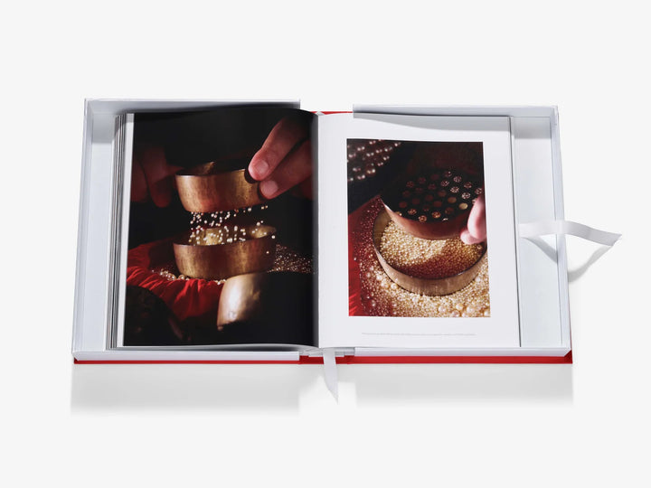 Book - Bahrain Pearls: Treasures from the Land of Two Seas