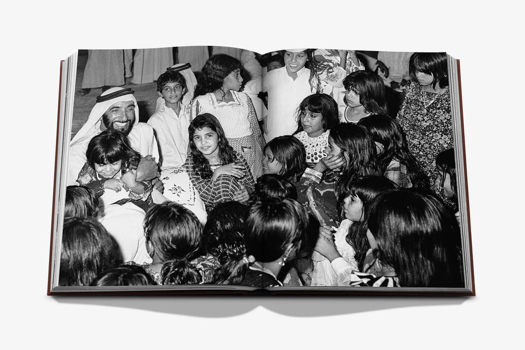 Book - Treasured Sayings: The Poetry Of Sheikh Zayed Bin Sultan Al Nayan