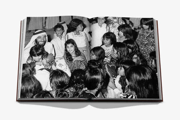 Book - Treasured Sayings: The Poetry Of Sheikh Zayed Bin Sultan Al Nayan