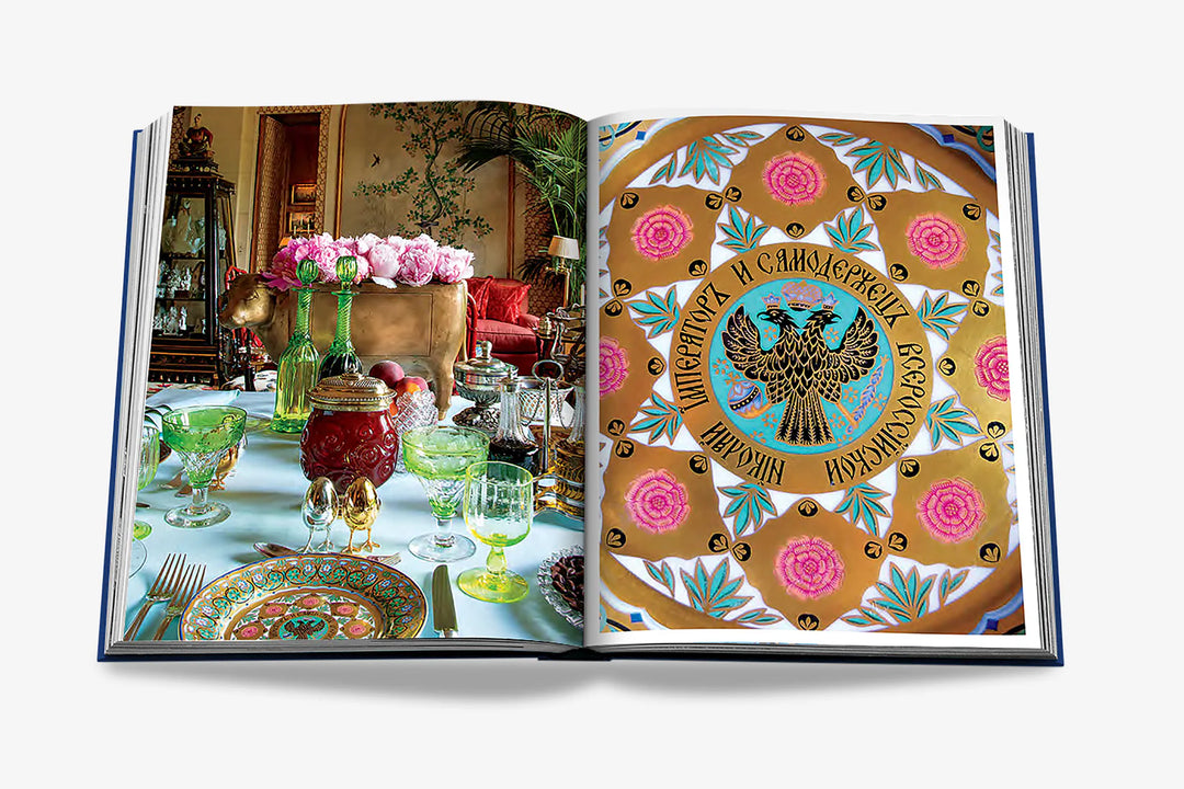 Book - Valentino: At the Emperor's Table