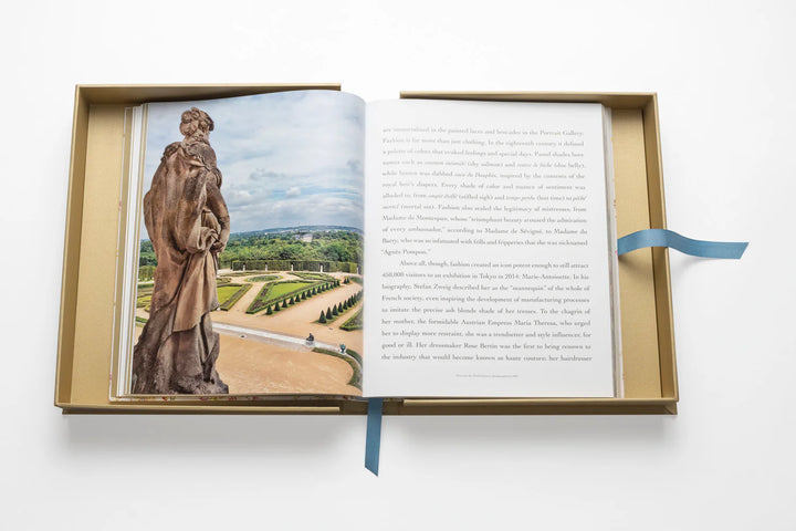 Book - Versailles: From Louis XIV to Jeff Koons - The Ultimate Collection