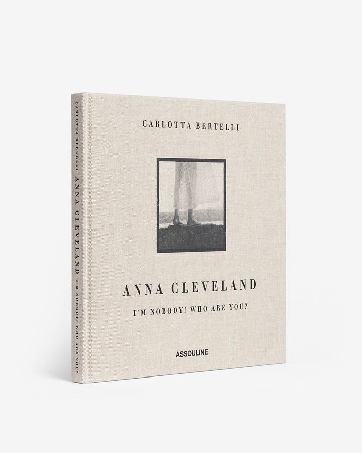 Book - Anna Cleveland: I'm Nobody! Who Are You?
