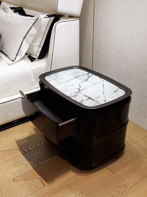 Nightstand - Nomos