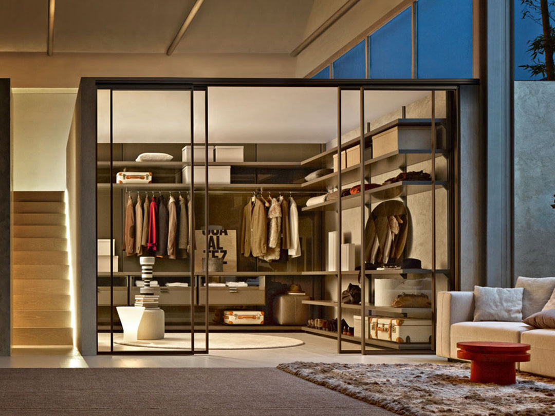 Walk-in closets - Dwell - By R&D