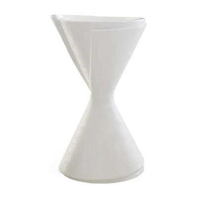 Hans Tall Planter