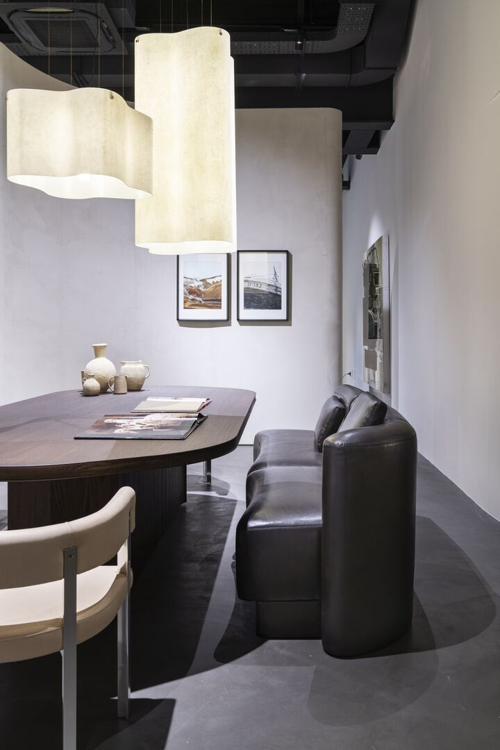 Dining Table - Grace - By Christophe Delcourt