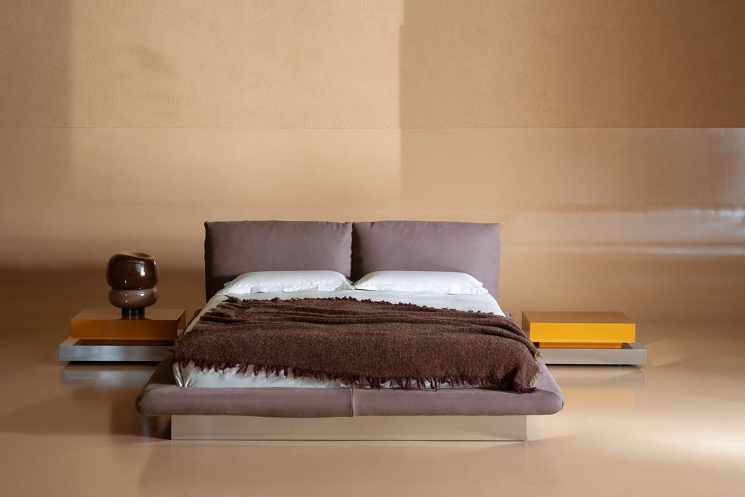 Bed - Aura - By Hannes Peer