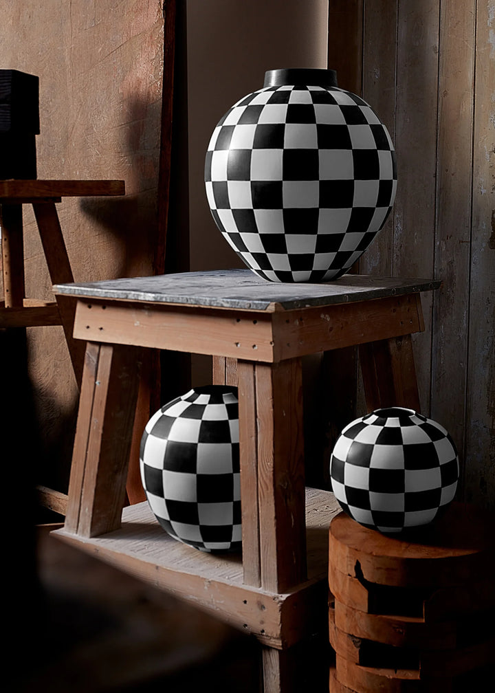 Damier Vase - X-Large
