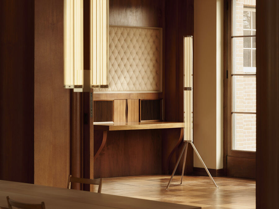 Floor Lamp - SuperWire