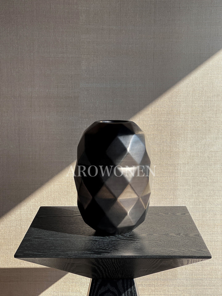 Vase - Cut Medio - Matt Dark Platinum