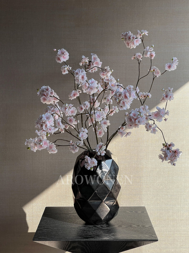 Vase - Cut Medio - Glossy Dark Platinum