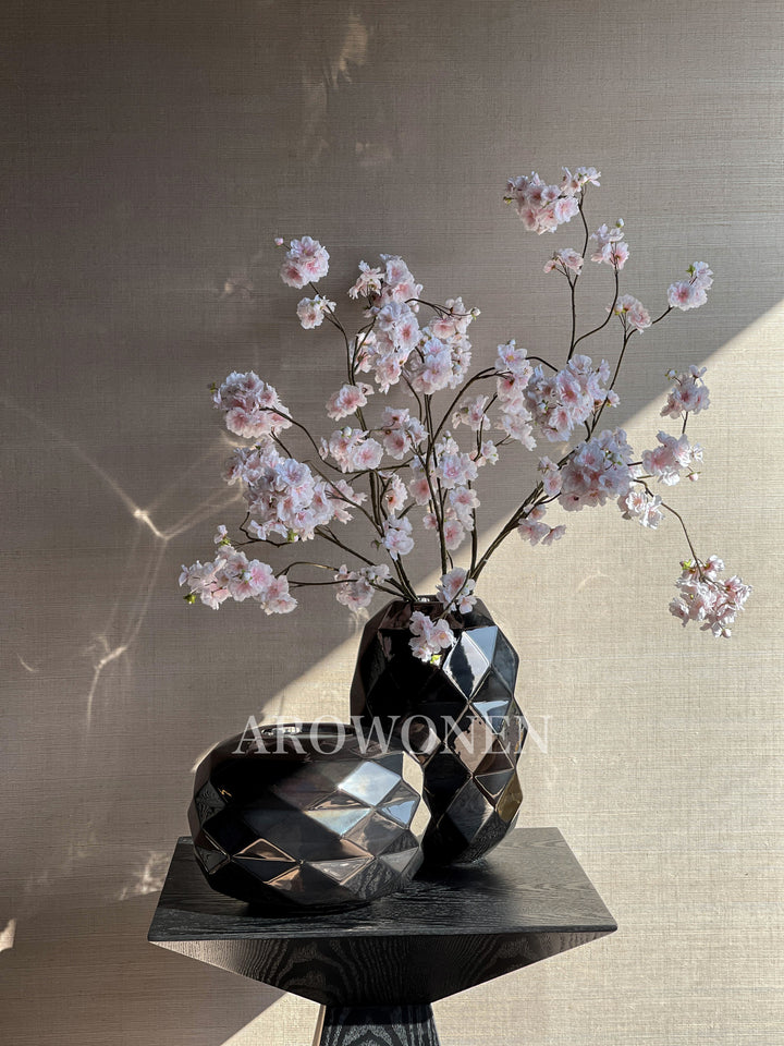 Vase - Cut Medio - Glossy Dark Platinum