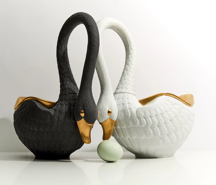 Swan Bowl Black - Large