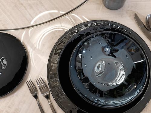 Dining Table - Opera